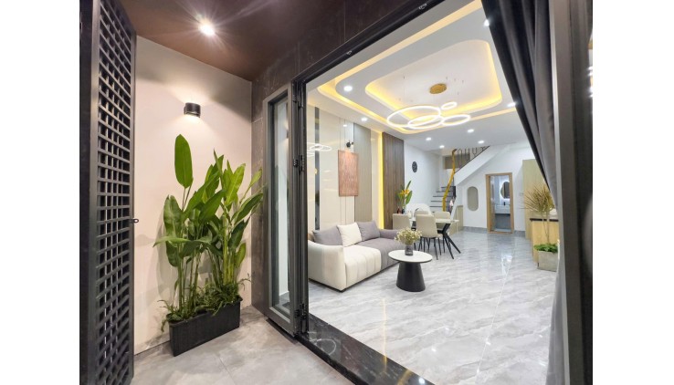 Bán Nhà Đẹp kế Nguyễn Văn Đậu, Hẻm Oto, 4 Tầng 3PN Chỉ Nhỉnh 6 Tỉ